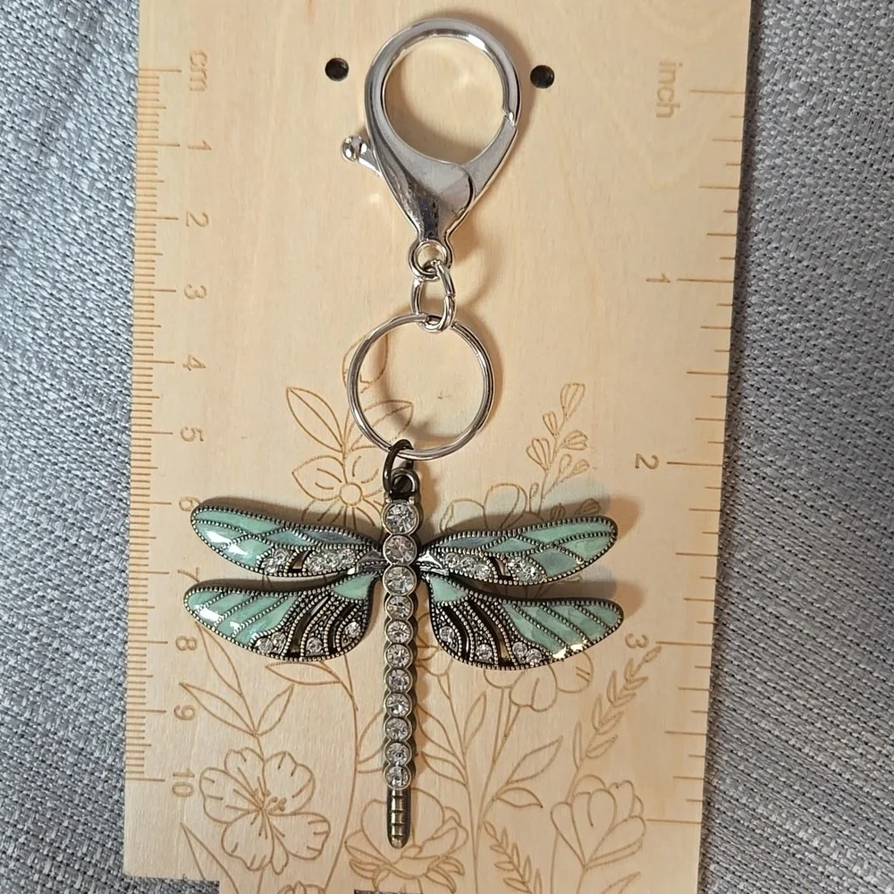 Hand Crafted 💓 Dragonfly Keychain Charm